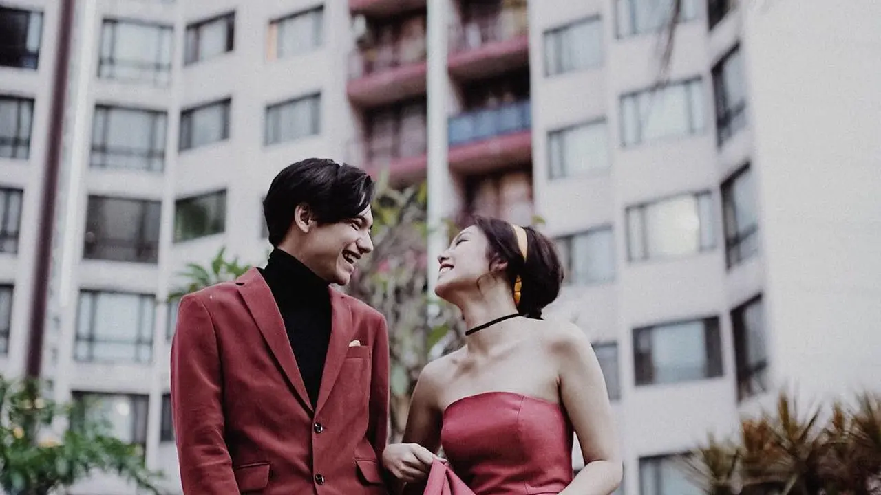[Bintang] Vanesha Prescilla dan Adipati Dolken