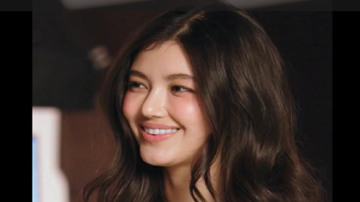 Pesona Danielle NewJeans Kenakan Jam Tangan Mewah Seharga Rp 214 Juta