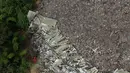 Sebelumnya, gunungan sampah di fasilitas pemilahan sampah di Binaliw, kota Cebu, Filipina tengah, runtuh pada Kamis, 8 Januari 2026. Tampak dalam foto, tumpukan sampah besar yang runtuh pada Kamis sore di fasilitas pemilahan sampah di Binaliw, kota Cebu, Filipina tengah, terlihat pada Sabtu, 10 Januari 2026. (AP Photo/Jacqueline Hernandez)