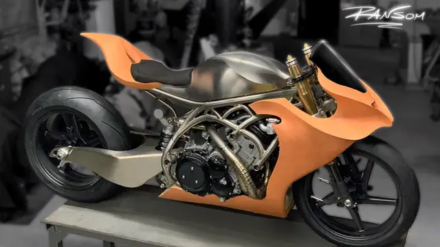 Penampakan Motor Titanium Pertama di Dunia