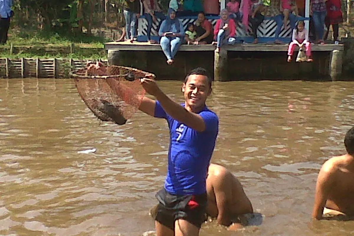 Atep, pemain Persib Bandung sebelum bulan Puasa 2015