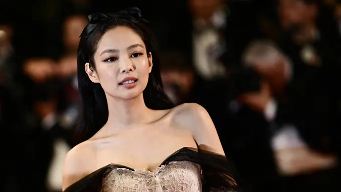 Potret Memukau Jennie Blackpink Saat Debut di Festival Film Cannes