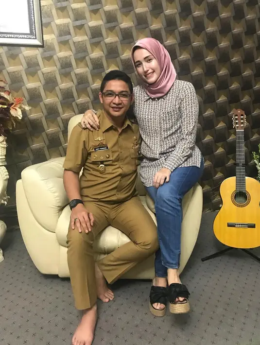 18 Artis Terjun Politik