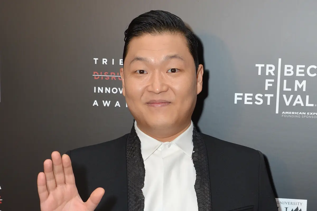 [Bintang] Psy