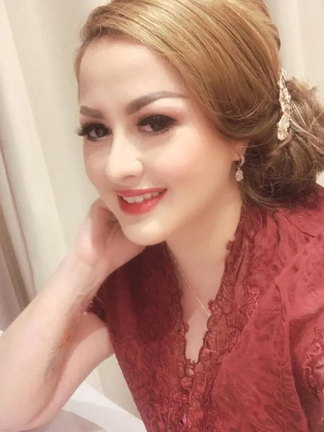 6 Potret Terbaru Jovanka Mardova Pemain Sinetron Jin dan Jun, Awet Muda di Usia 42 Tahun