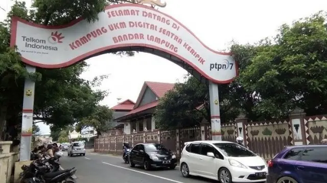 Gapura keripik pisang Gang PU.