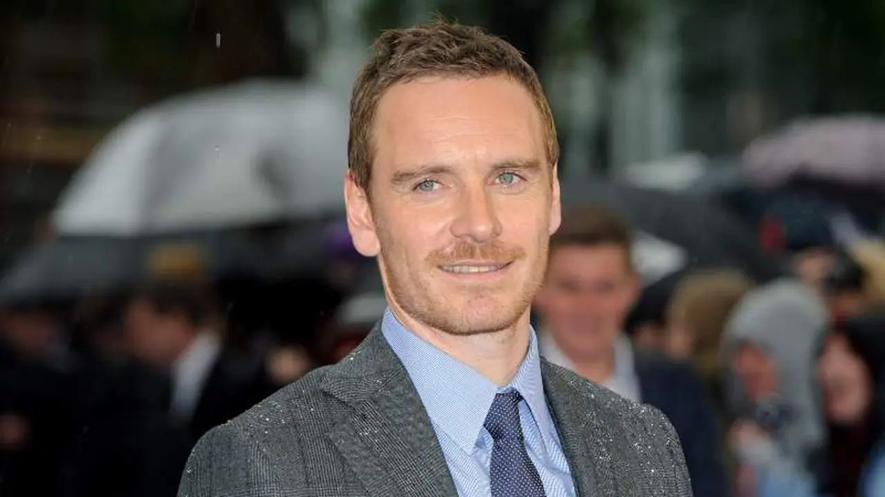 [Bintang] Michael Fassbender