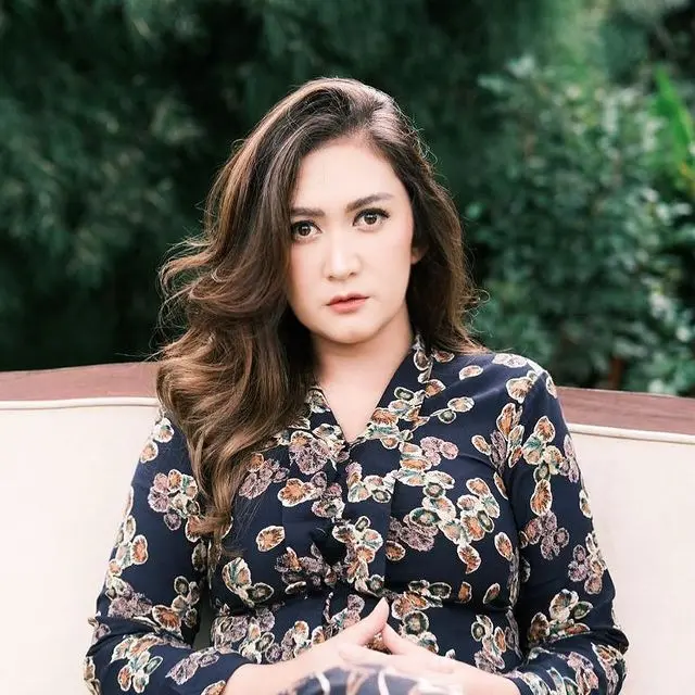 Sempat Menjadi Mualaf, 6 Artis Ini Putuskan Kembali ke Agama Sebelumnya