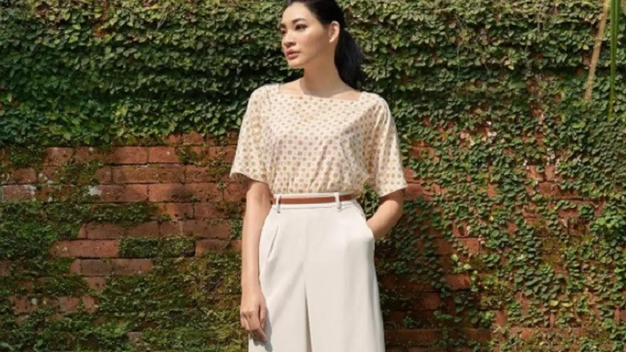 Inspirasi Pakai Batik Tidak Lagi Membosankan dengan Cara Ini