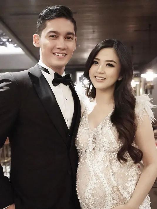 Tentu saja kini Samuel Zylgwyn menjadi suami siaga yang selalu di samping Franda agar kebutuhan sang istri terpenuhi. (Foto: instagram.com/samuel_zylgwyn)