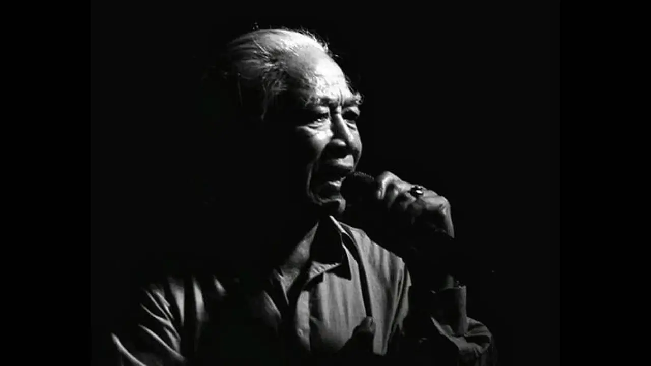 Almarhum Nomo Koeswoyo.
