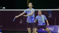 Ganda campuran Indonesia, Hafiz Faizal/Gloria Emanuelle Widjaja, saat bermain pada Simulasi Olimpiade 2020 di Pelatnas Cipayung, Jakarta Timur, Rabu (16/6/2021). (Dok. PBSI)