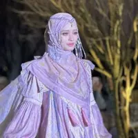 Inara rusli pukau penonton di runway. (credit:instagram.com/mommy_starla)