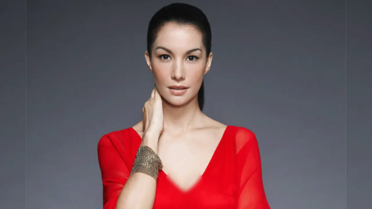 Nadya Hutagalung