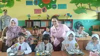 Murid SD Lahap Nikmati Makanan Bergizi Gratis, Polda Riau Targetkan 3.578 Porsi per Hari