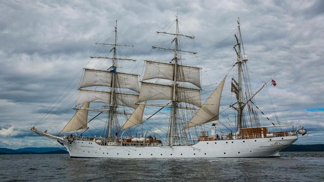 Ilustrasi kapal, pelaut