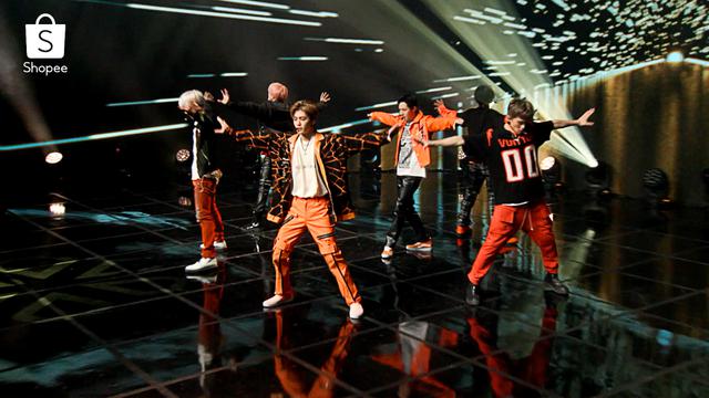 Penampilan NCT DREAM.