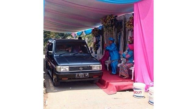 5 Potret Tenda Nikah Ini Unik, Bikin Geleng Kepala