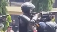 Polisi Gelar Simulasi Demo Dekat Sekolah, Gas Air Mata Masuk Kelas Bikin Siswa Sesak Napas