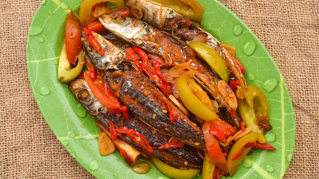 tumis ikan pindang