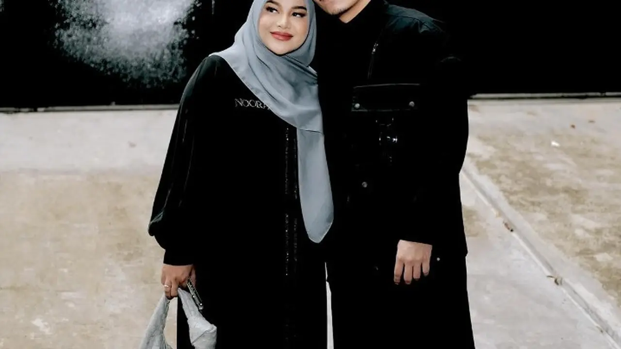 Potret Aurelie Hermansyah dan Atta Halilintar di rumah baru (Sumber: Instagram/attahalilintar dan Instagram/aurelie.hermansyah)