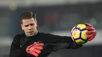 Sejak bergabung dengan Juventus, Wojciech Szczesny hanya berstatus sebagai kiper pelapis. (MIGUEL MEDINA / AFP)