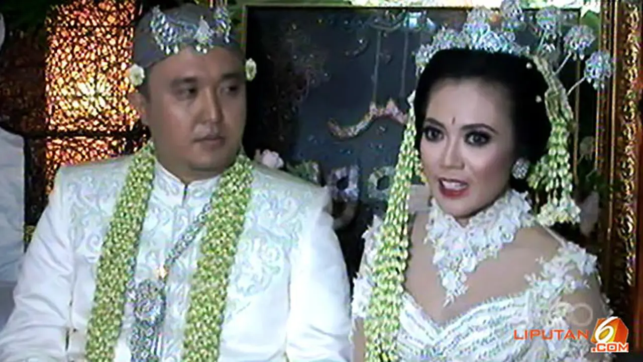 puri_mahadewi_hotshot_121102b.jpg