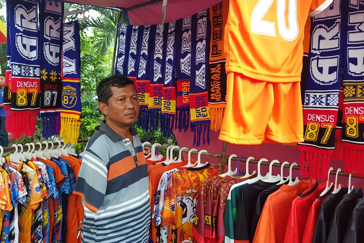 Pakde Giarto, pedagang  penyandang disabilitas di Piala Presiden 2018