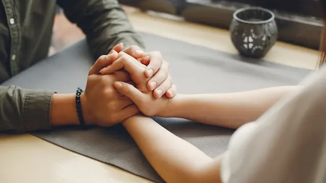 Ilustrasi bahasa cinta