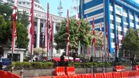 32 Pesawat Tempur Terbang Rendah di Atas Gedung MK