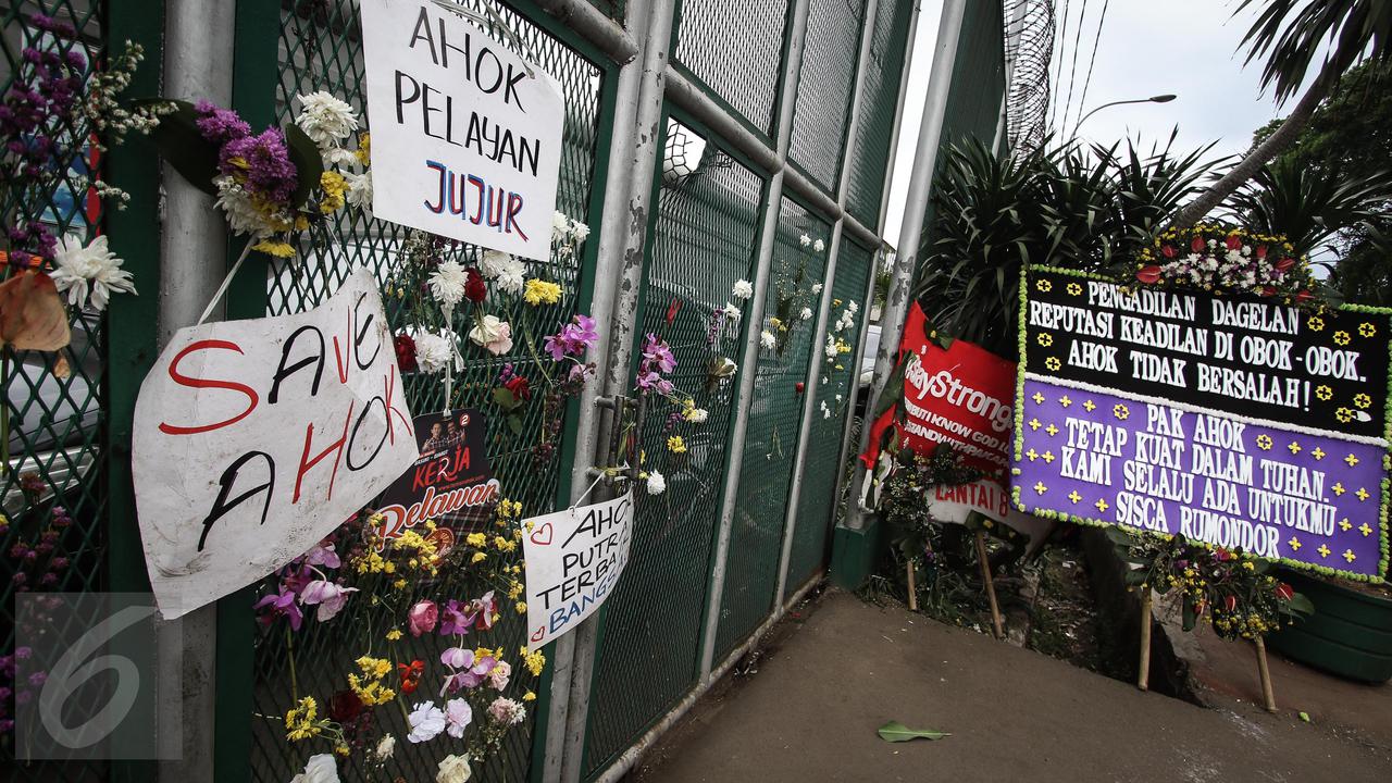 20170510-Karangan Bunga untuk Ahok di Rutan Cipinang-Fanani