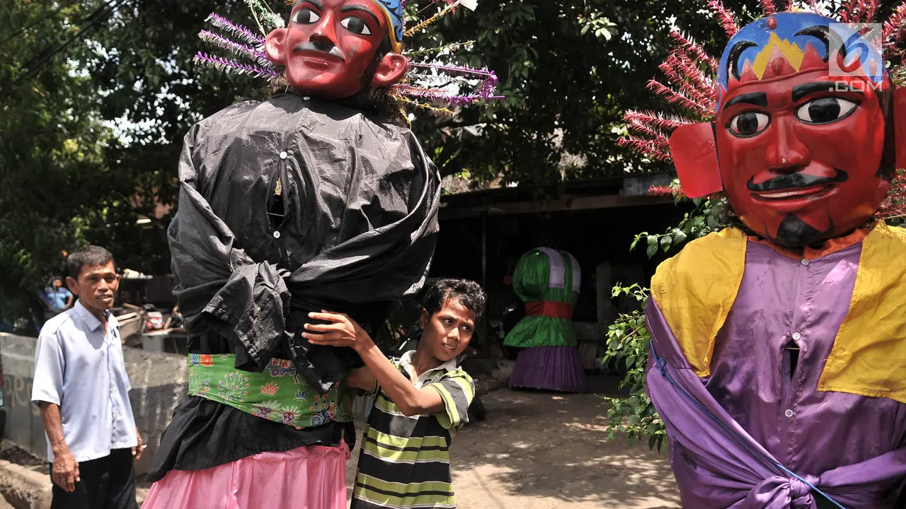 Pemprov DKI akan Tertibkan Pengamen Ondel-Ondel