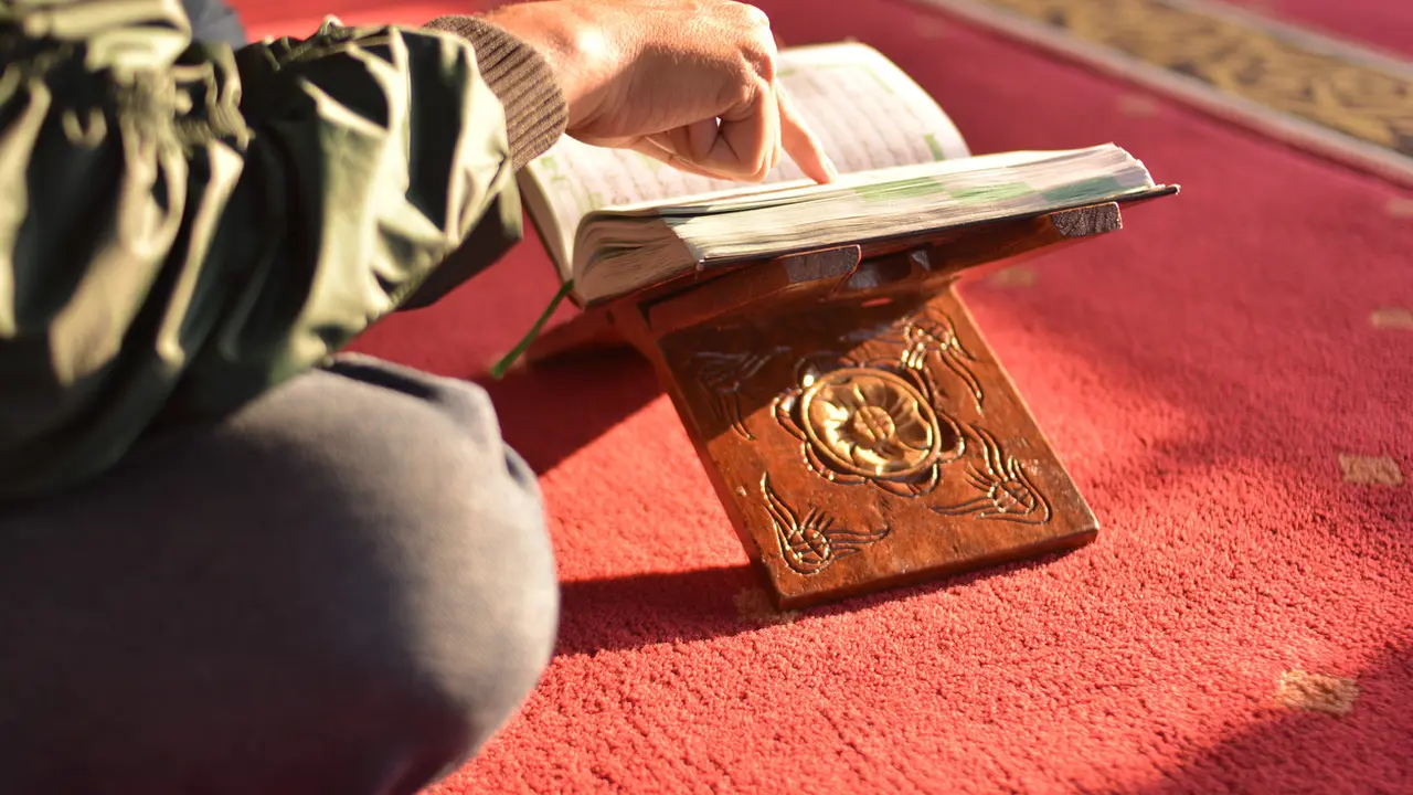 Membaca Al-Quran