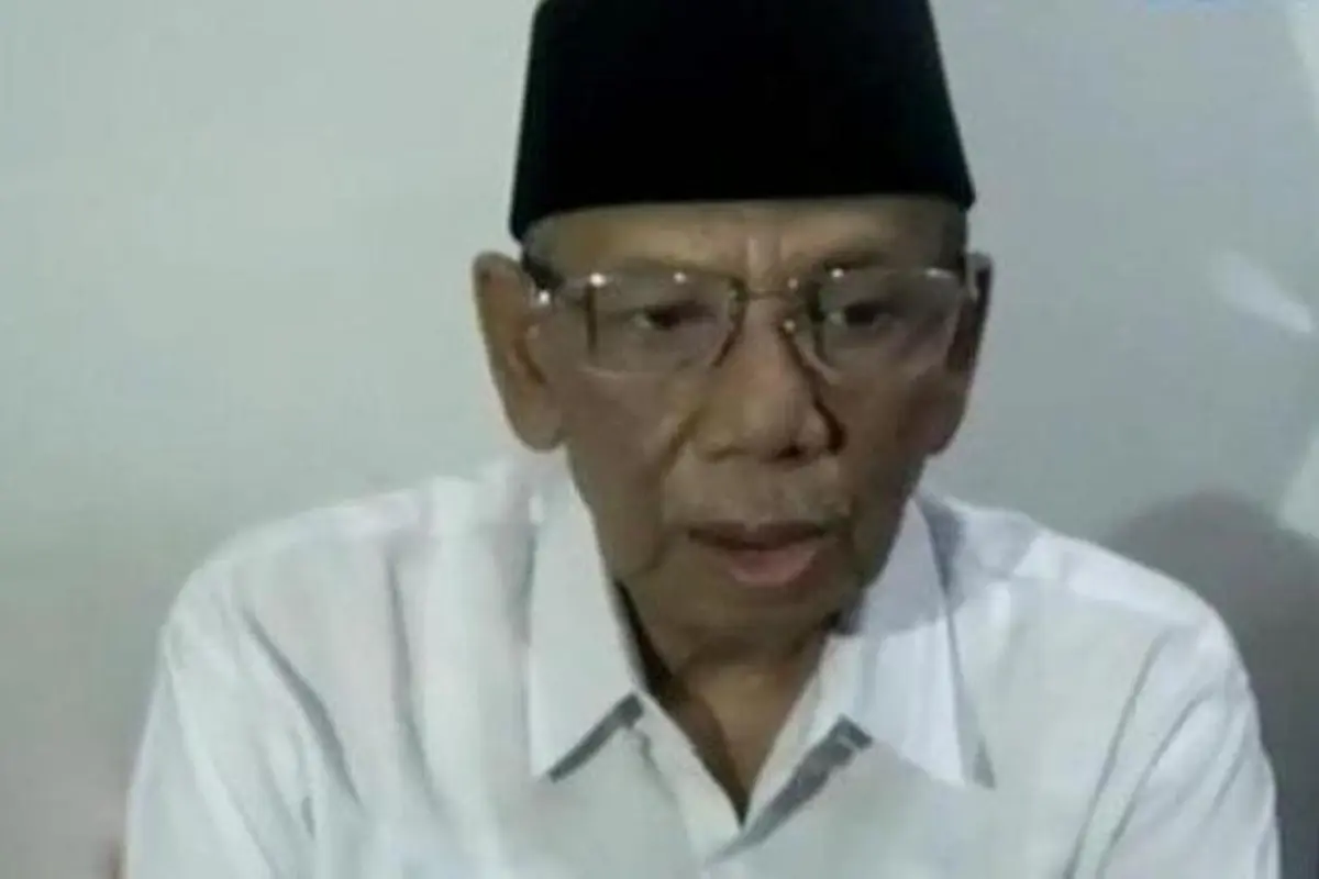 [Bintang] Beredar Pesan Berantai tentang Kondisi Kesehatan Hasyim Muzadi