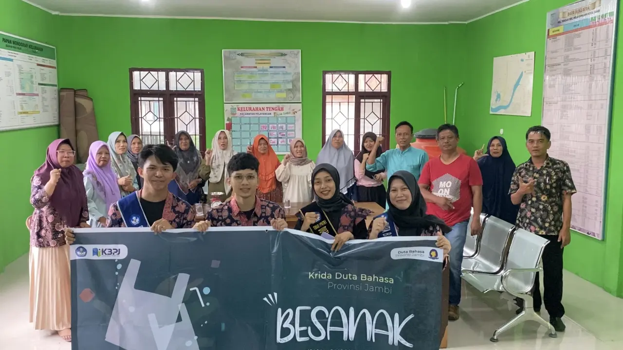 Kreatif! Formula Baru Duta Bahasa Menyentuh Bidang Lingkungan dan Ekonomi Kreatif Melalui Besanak