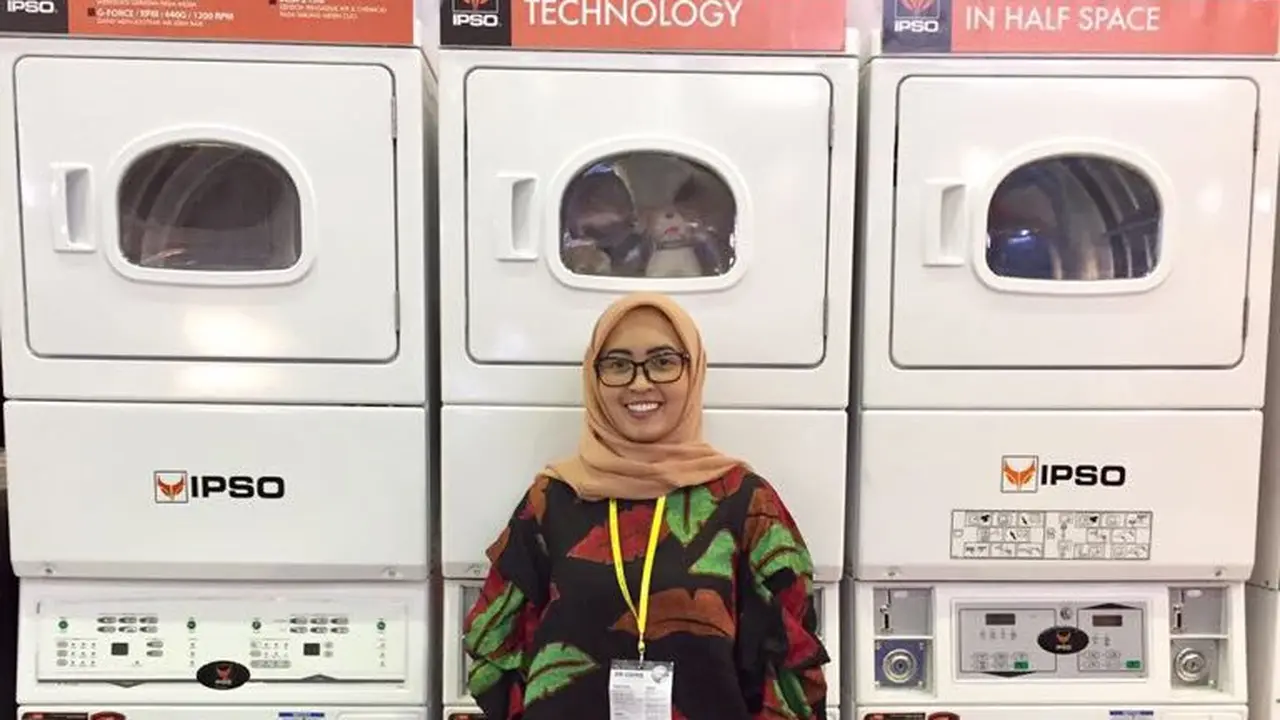Sri Nurhilmi, Sukses Pelopor Bisnis Laundry Koin (wormtraders.com)