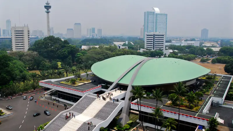 [Bintang] Soekarno, Sosok DiBalik Arsitektur Bangunan Ciamik Berikut