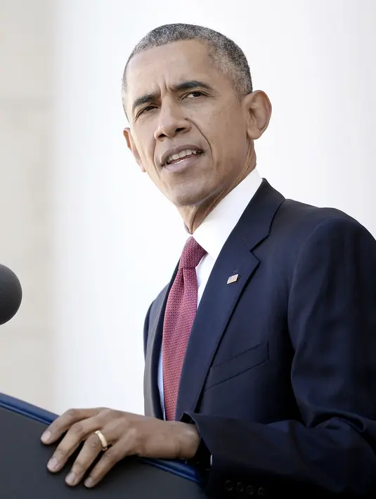 Saat sedang kampanye presiden tahun 2008, pesawat yang ditumpangi Presiden Barack Obama tabrakan dengan pesawat lain di Bandara Midway, Chicago. Tidak ada korban jiwa dalam peristiwa tersebut. (Bintang/EPA)