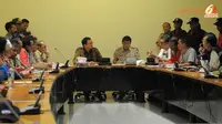 [VIDEO] Buruh Tuntut UMP Rp 3,7 Juta, Ahok: Sulit Diwujudkan