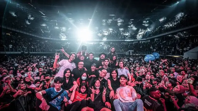 7 Potret Kompak Anak-Anak Personel Band Dewa 19 yang Sudah Seperti Saudara