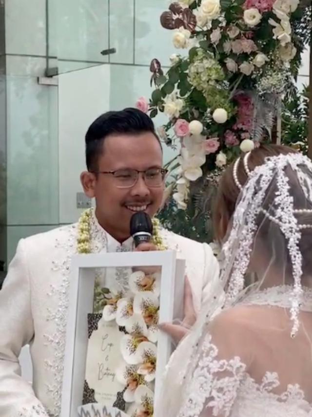 6 Momen Pernikahan Cupi Cupita dengan Bintang Bagus Seorang Pengusaha Asal Bandung