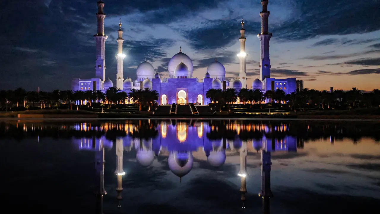 Masjid Agung Sheikh Zayed