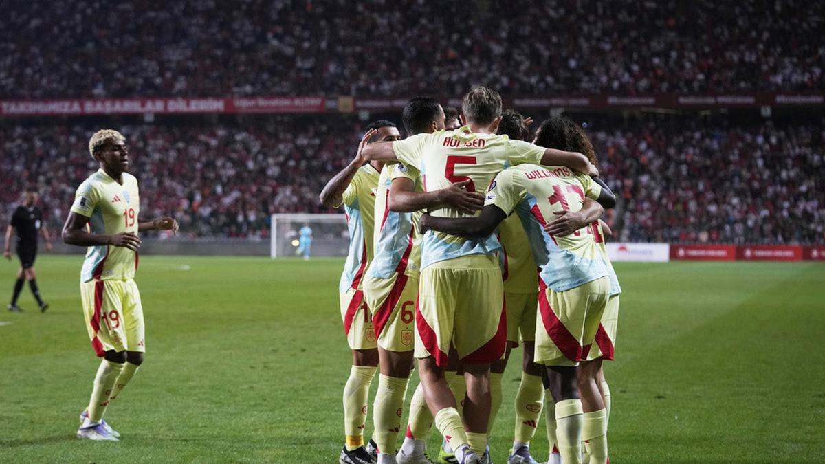 Hasil Pertandingan Turki vs Spanyol: Tuan Rumah Dibantai 0-6, Mikel Merino Jadi Pahlawan dengan Tiga Gol
