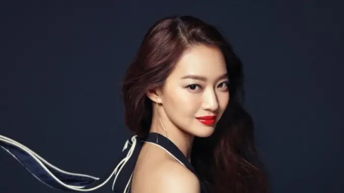 Shin Min Ah