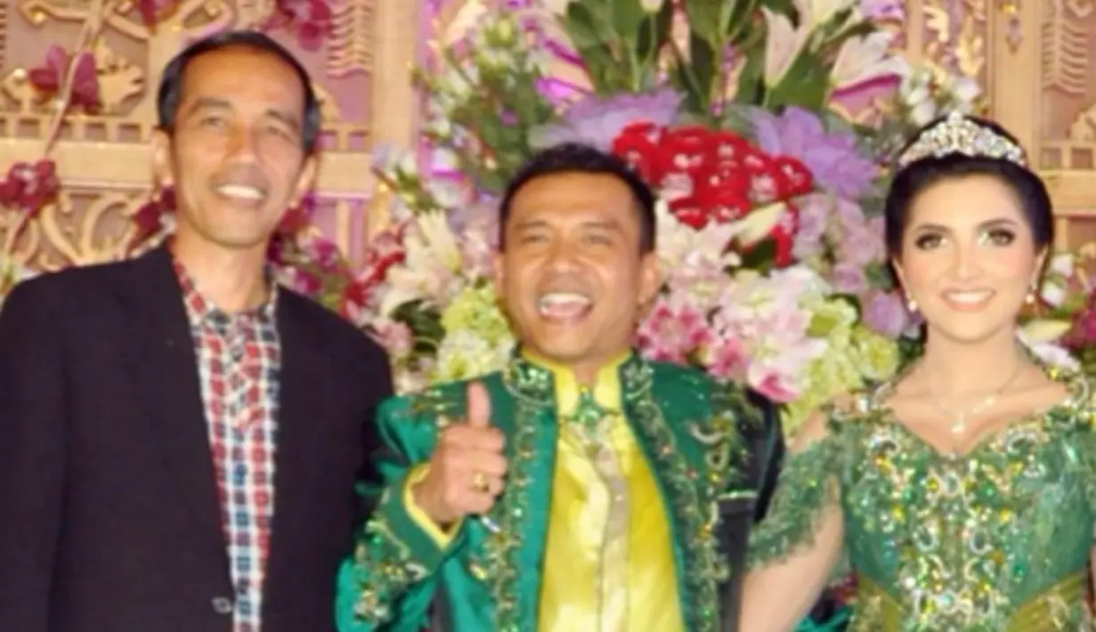 Memang, kebanyakan orang mengatakan bahwa ujian kerap datang jelang hari pernikahan. Hal tersebut dialami Anang dan Ashanty, bahkan mereka hampir membatalkan pernikahannya kala itu. (Instagram/ashanty_ash)