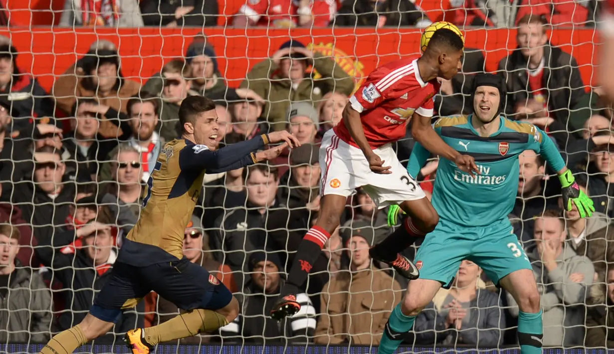 Marcus Rashford. Striker asal Inggris ini dipromosikan Manchester United dari tim akademi U-18 pada tengah musim 2015/2016. Debutnya di Liga Inggris terjadi di pekan ke-27 saat MU menjamu Arsenal, 28 Februari 2016. Langsung menjadi starter, ia mampu mencetak 2 gol dan 1 assist dalam laga yang berkesudahan 3-2 untuk kemenangan Setan Merah. (AFP/Oli Scarff)