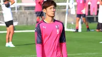 Kenyu Sugimoto (Osaka FC)