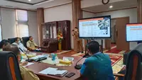 Pemerintah Provinsi Sumatera Barat melakukan rapat koordinasi mengenai perpanjangan PSBB di daerah itu.