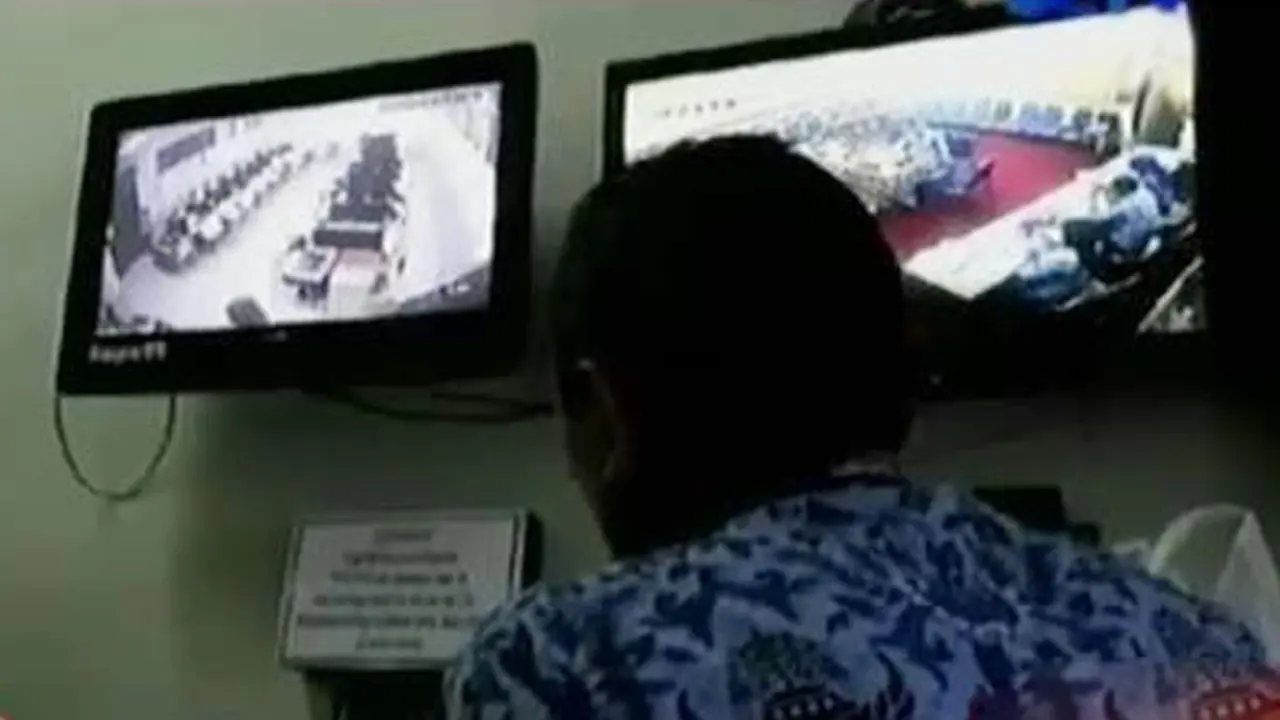  21 CCTV Awasi Jalannya UNBK di SMPN 49 Kramat Jati