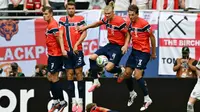 Alexander Sorloth Jelaskan Alasan Tak Mengumpan kepada Erling Haaland, Norwegia Akhirnya Kalah dari Inggris